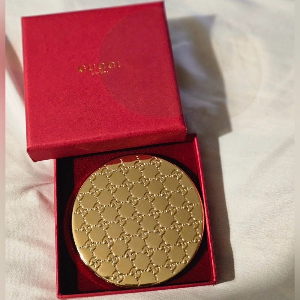 Gucci Compact Mirror - Picture 2 of 4